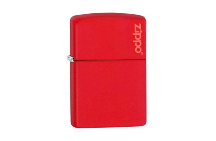 فندک بنزینی Zippo قرمز