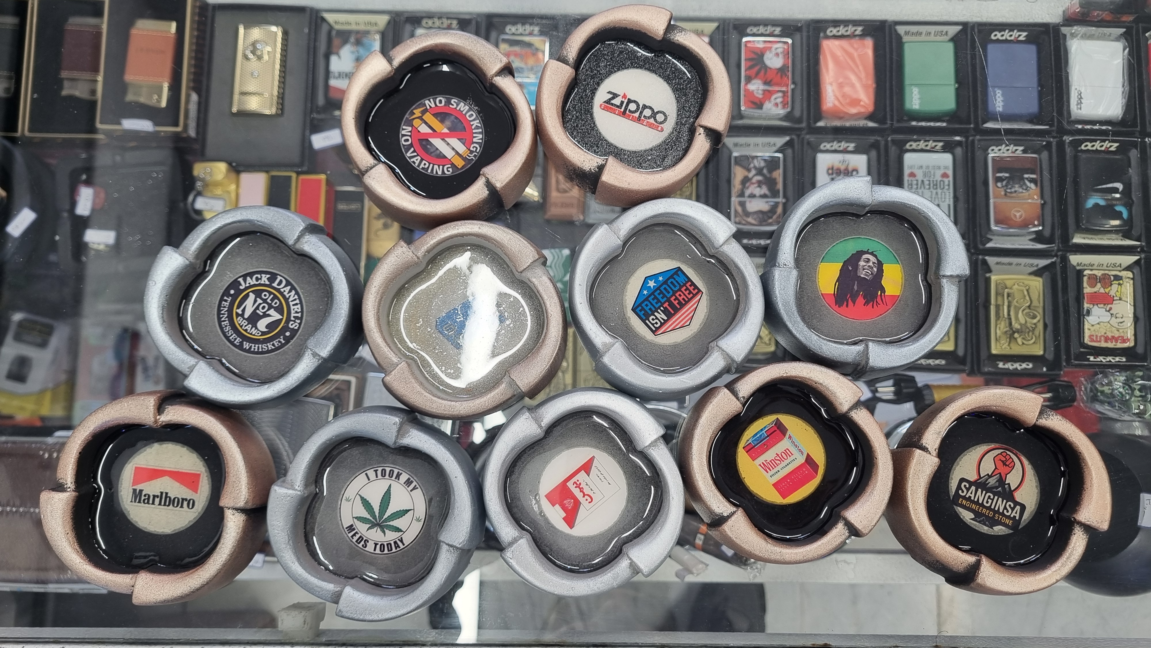 خرید زیر سیگاری سفالی طرح دار