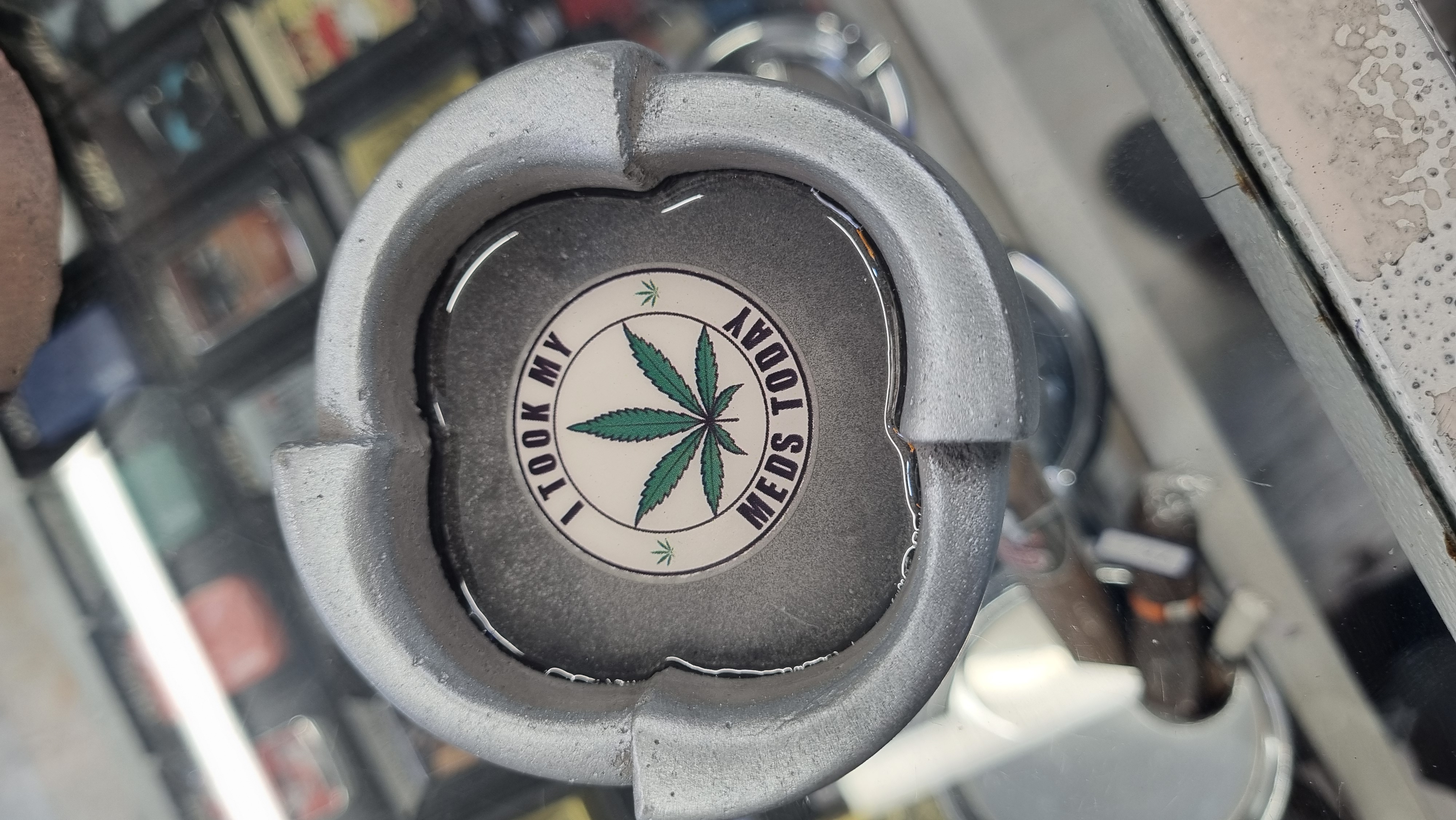 خرید زیر سیگاری سفالی طرح دار