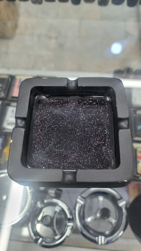 خرید زیر سیگاری مشکی شاینی