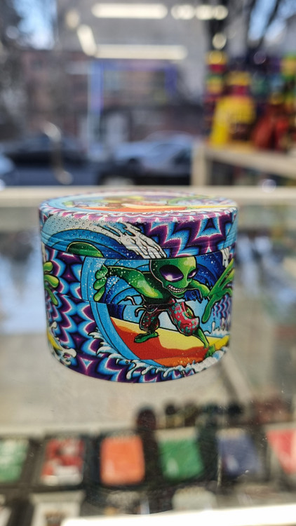 خرید شیکر طرح آدم فضایی